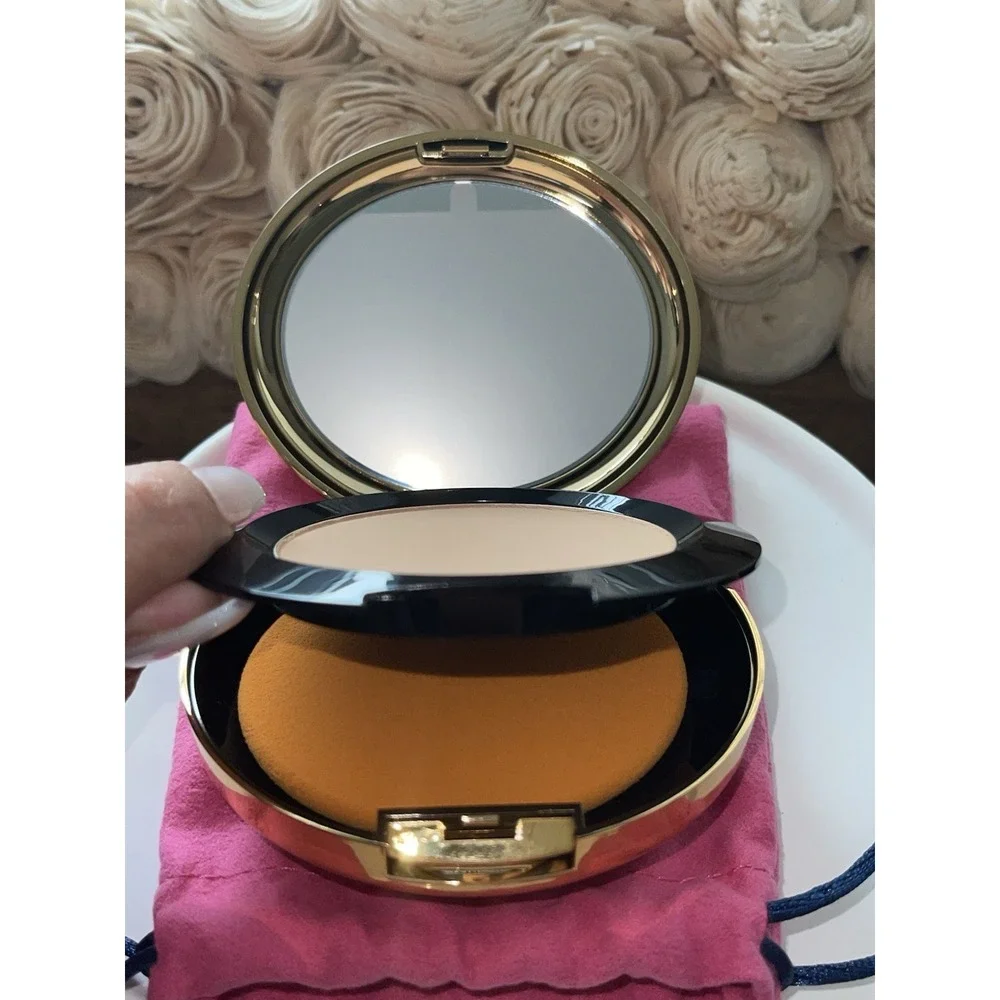 Relevant Rele-Blur Soft‎ Focus Powder Foundation Inspire 24 New In Box